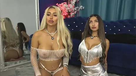 GoldenAmber stripchat stream image