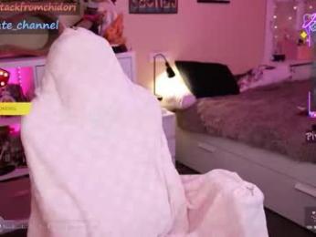 yourcutewaifu chaturbate stream image