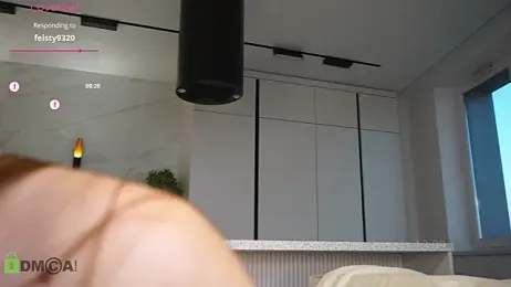 hecola stripchat stream image