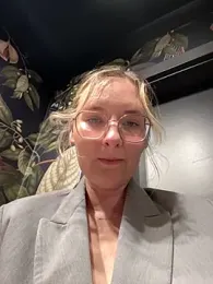 The_Snowwhitee stripchat stream image