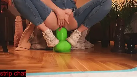 Kisakis stripchat stream image