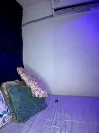 riri_brunnete stripchat stream image