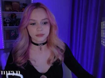 fymryn bongacams stream image