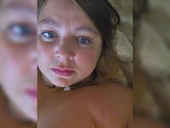 FLUFFY_BEAUTY bongacams stream image