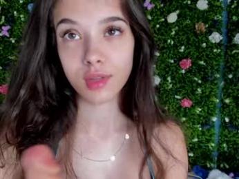 babyaylin chaturbate stream image