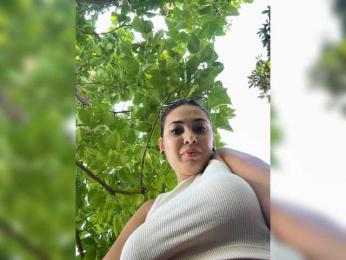 wlcm2talilia bongacams stream image