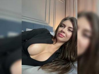 Roxysh bongacams stream image