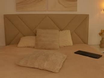 funny_to_see_you_here chaturbate stream image