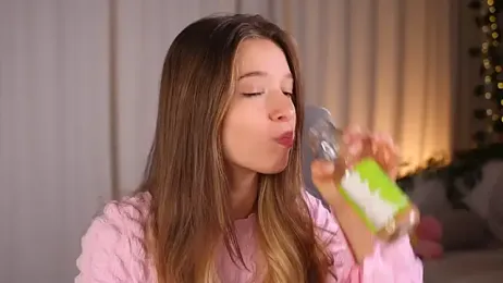 UdelaHathorne stripchat stream image