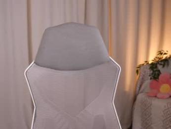 little_poetry chaturbate stream image