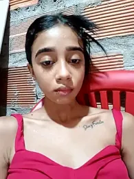 Zoe_Sweett18 stripchat stream image