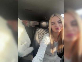 LedyMiya bongacams stream image