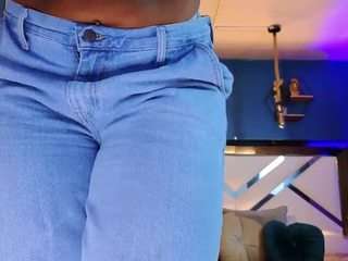 lady-brownn camsoda stream image