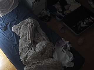 voyeurcam-julmodels-bed-7 camsoda stream image