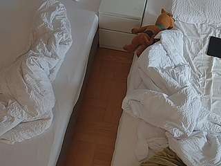 voyeurcam-julmodels-bed-7 camsoda stream image