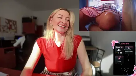 legsLONG stripchat stream image