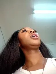 Hannah_107 stripchat stream image