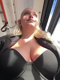 Milkyy_wway stripchat stream image