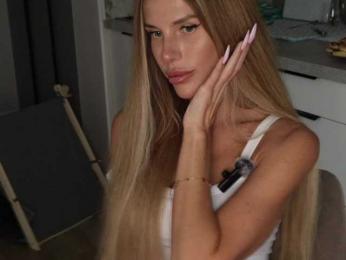 ALVUWKA bongacams stream image