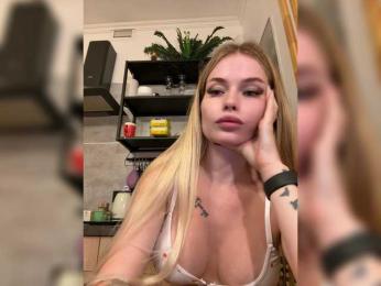 VladaMais bongacams stream image