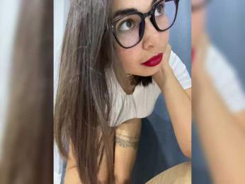 wlcm2talilia bongacams stream image