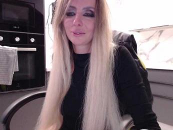 blondalina bongacams stream image