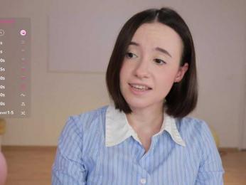 MissEssie bongacams stream image