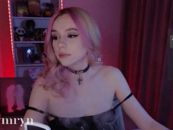fymryn bongacams stream image