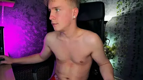 AlexxSweet stripchat stream image