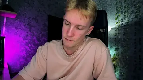 AlexxSweet stripchat stream image