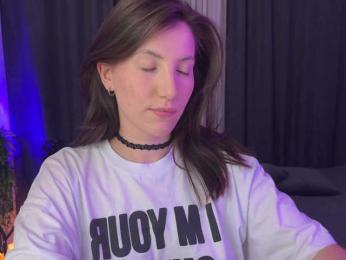 EzheVika bongacams stream image