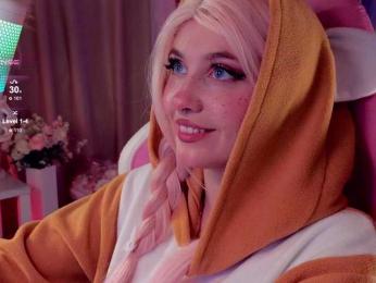 HoneyCherry bongacams stream image