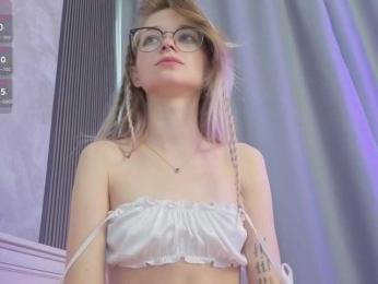 vialeta-baby bongacams stream image