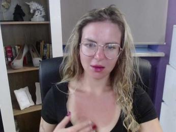 Soft-Zoey bongacams stream image