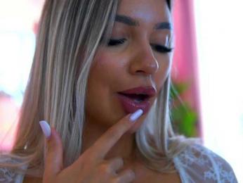 ArtTeasee bongacams stream image