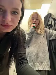 Cum_girlss stripchat stream image