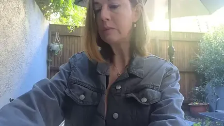 TopsyWilde stripchat stream image