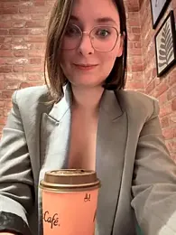 The_Snowwhitee stripchat stream image