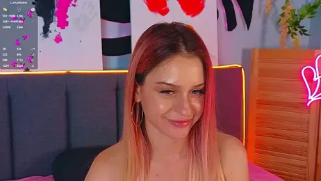 AlinaWalters stripchat stream image