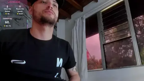 Pleasure_Vibes23 stripchat stream image