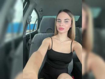 LedyMiya bongacams stream image