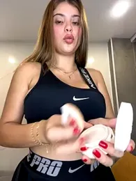 _Alice_1 stripchat stream image