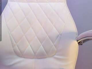 akura011 camsoda stream image