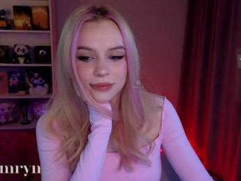 fymryn bongacams stream image