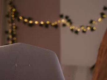 little_poetry chaturbate stream image