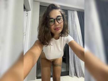 wlcm2talilia bongacams stream image