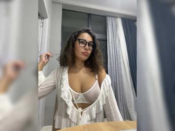 wlcm2talilia bongacams stream image