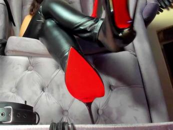 LadyLeather bongacams stream image