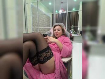 DIVORA bongacams stream image