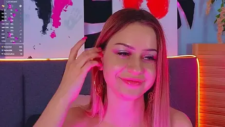 AlinaWalters stripchat stream image